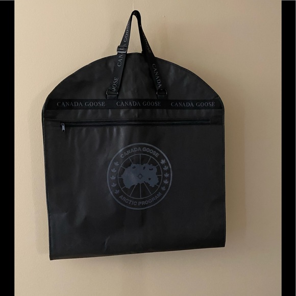 Canada Goose Garment bag - Picture 2 of 5